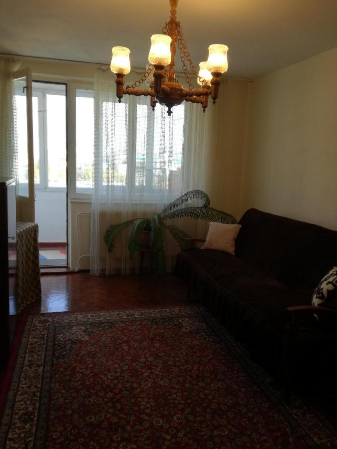 Sara Apartman Targu Mures Exterior photo